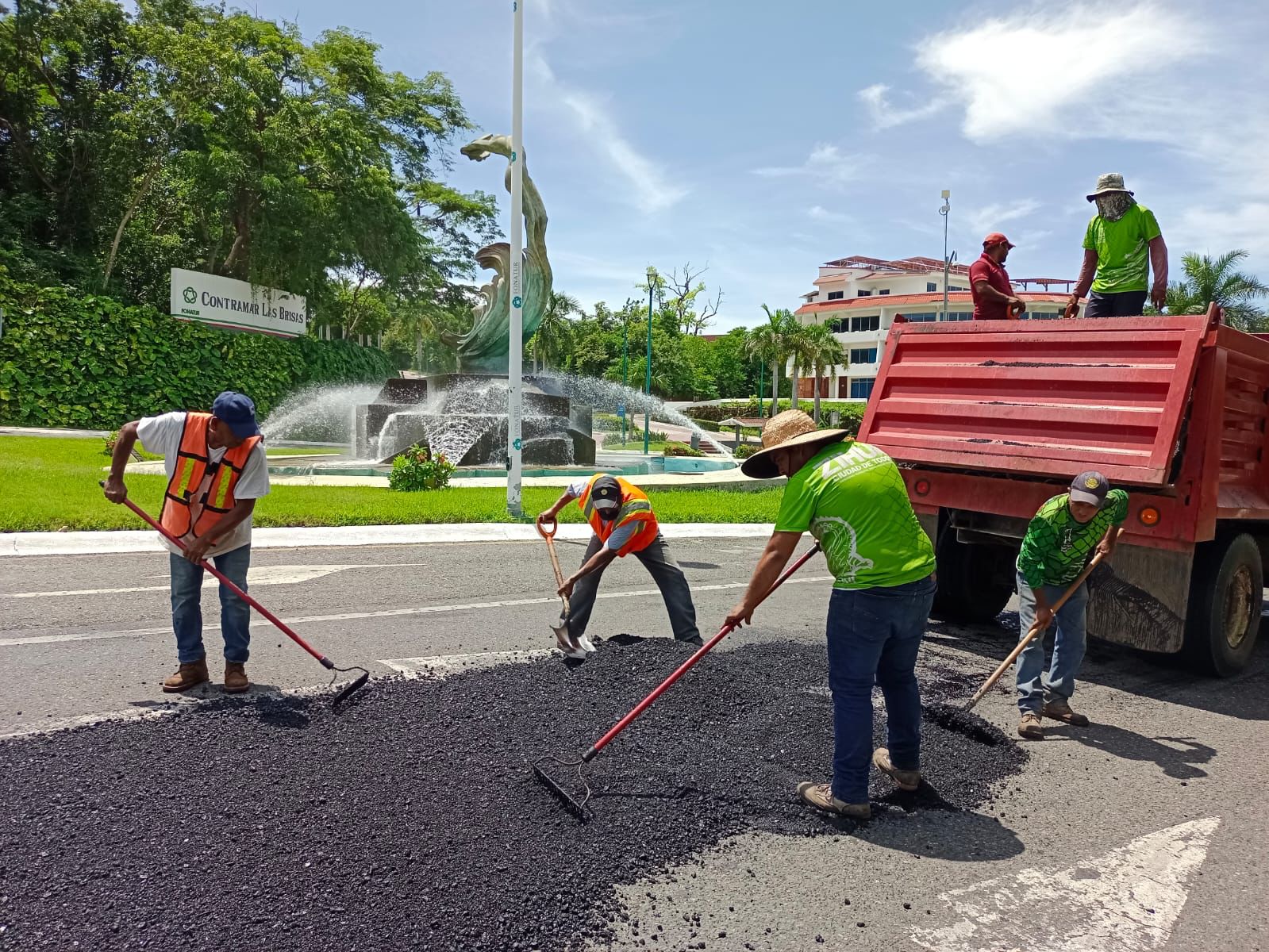 Bachean bulevar Ixtapa en Zihuatanejo
