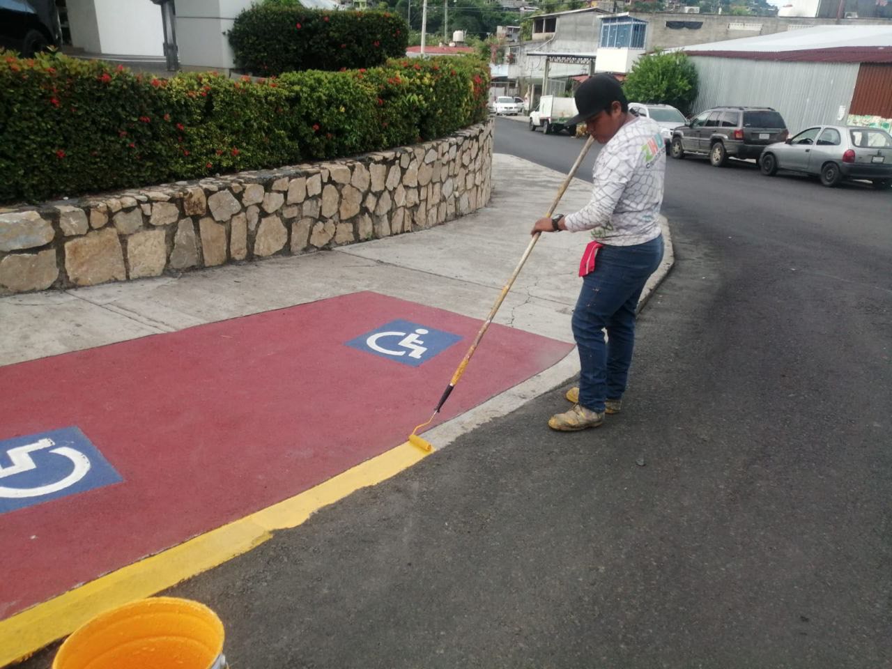 Mantienen «Zihua al 100»