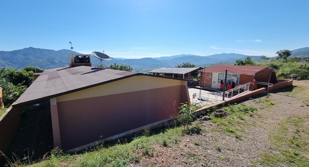 Oootra inconformidad en telesecundaria de Chilpancingo