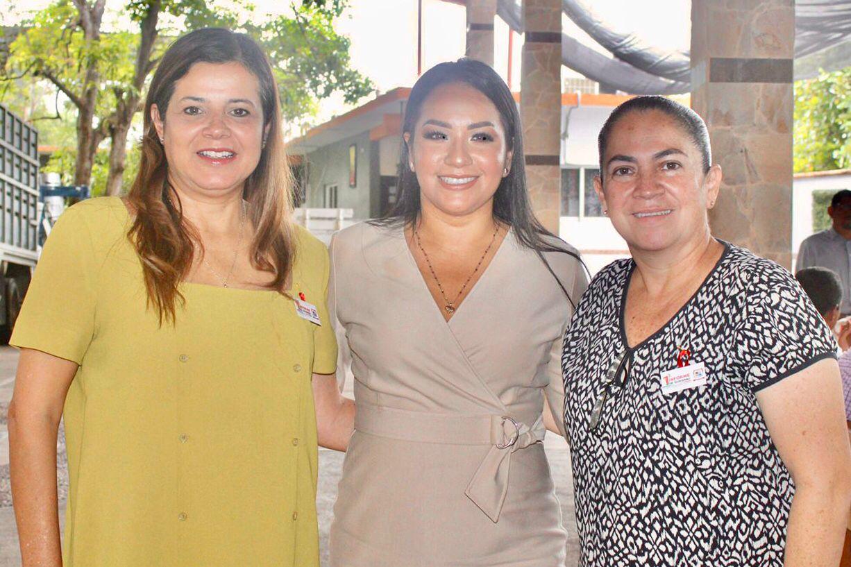 Reconoce Julieta Fernández 1er año de gobierno de de Diana Costilla en Juan R. Escudero
