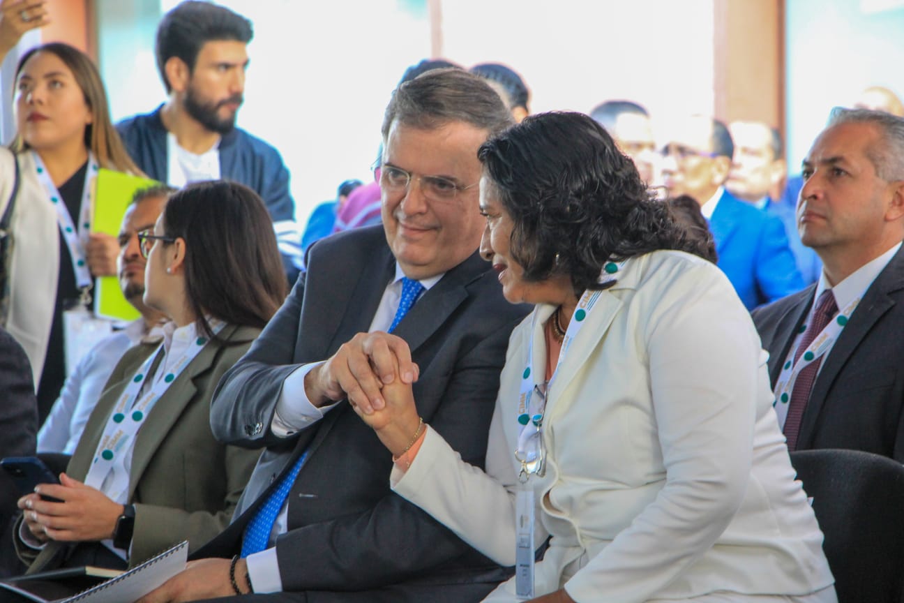 Gestión de Abelina López en EE.UU., «un caso de éxito»: Marcelo Ebrard