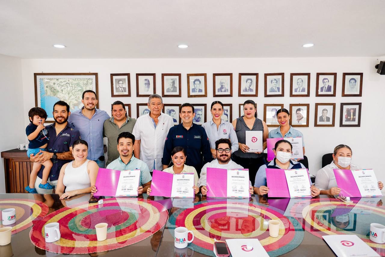 Reconocen en Zihuatanejo apoyo ciudadano para compra de equipo médico especializado