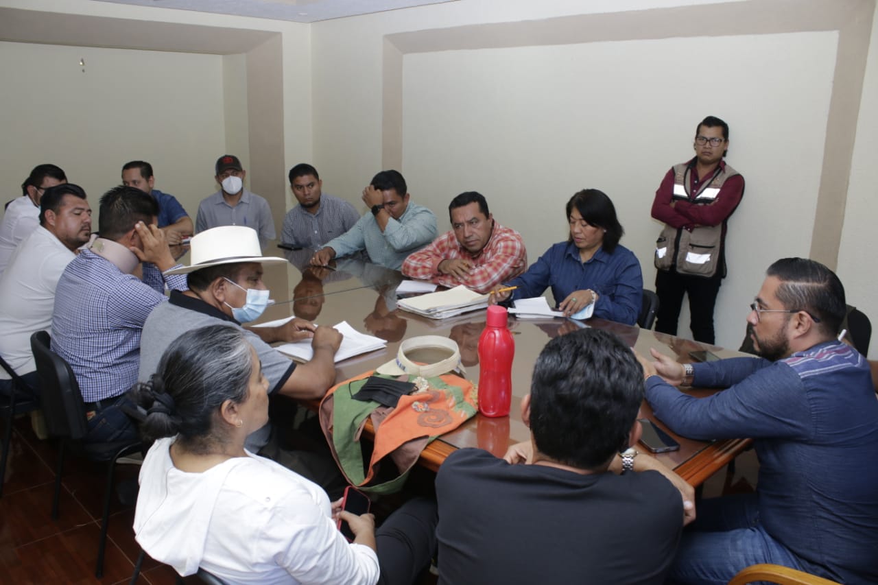Atiende Chilpancingo a vecinos del norponiente por falla geológica