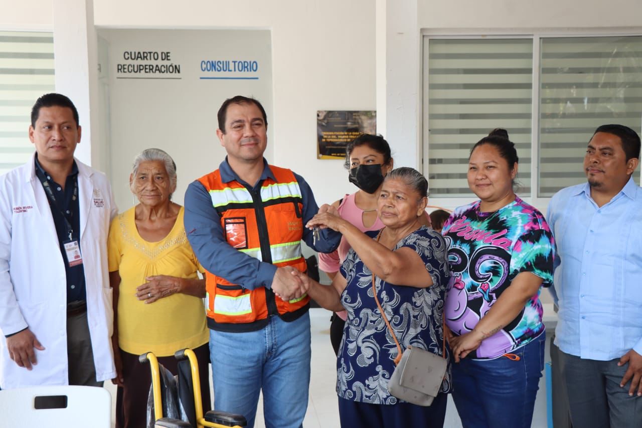Entrega Media Luna 5.8 MDP en obras para comunidades de Tepecoacuilco y Cocula
