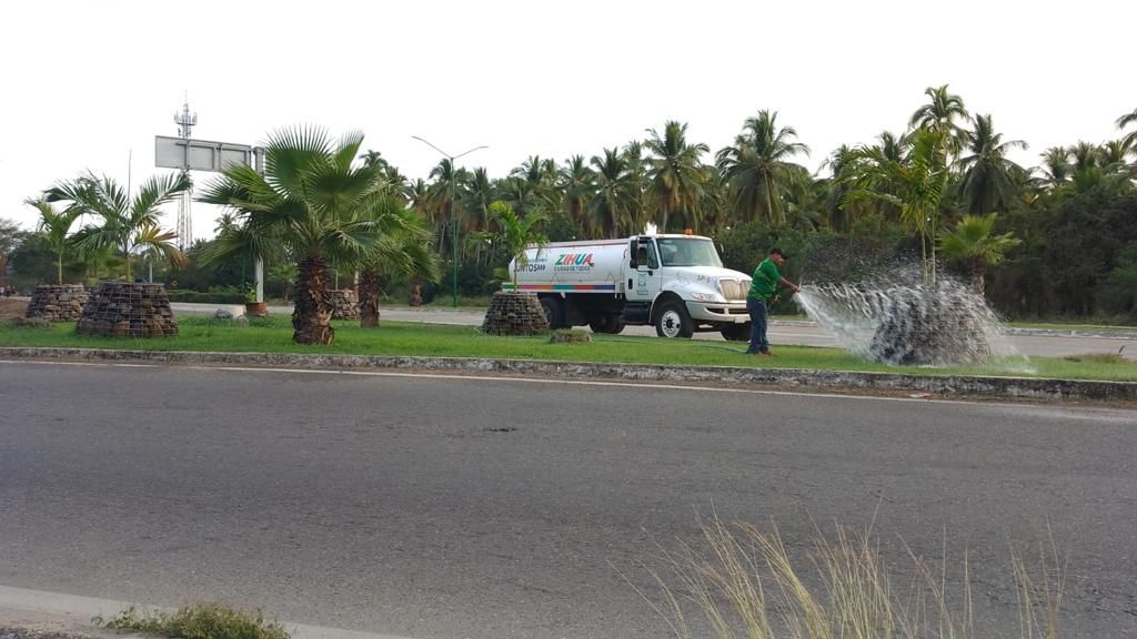 Mantiene Zihuatanejo áreas verdes en óptimas condiciones