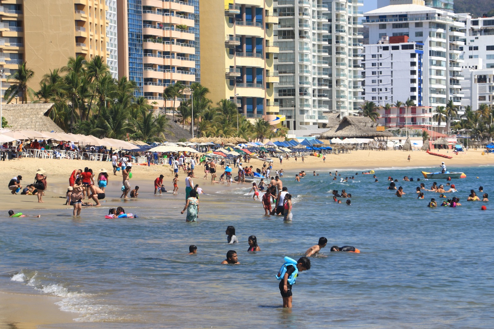 Respaldan cifras exitoso «puente» en Acapulco