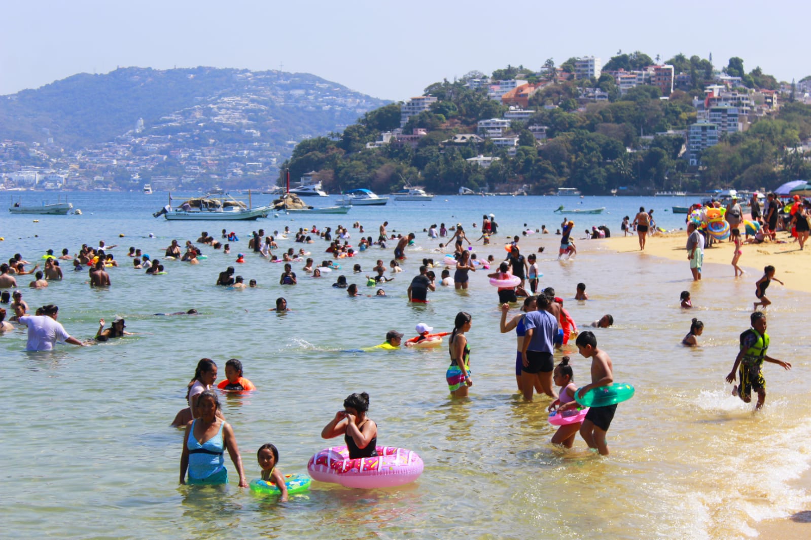 Sin «puente», mantiene Acapulco sorprendente ocupación hotelera
