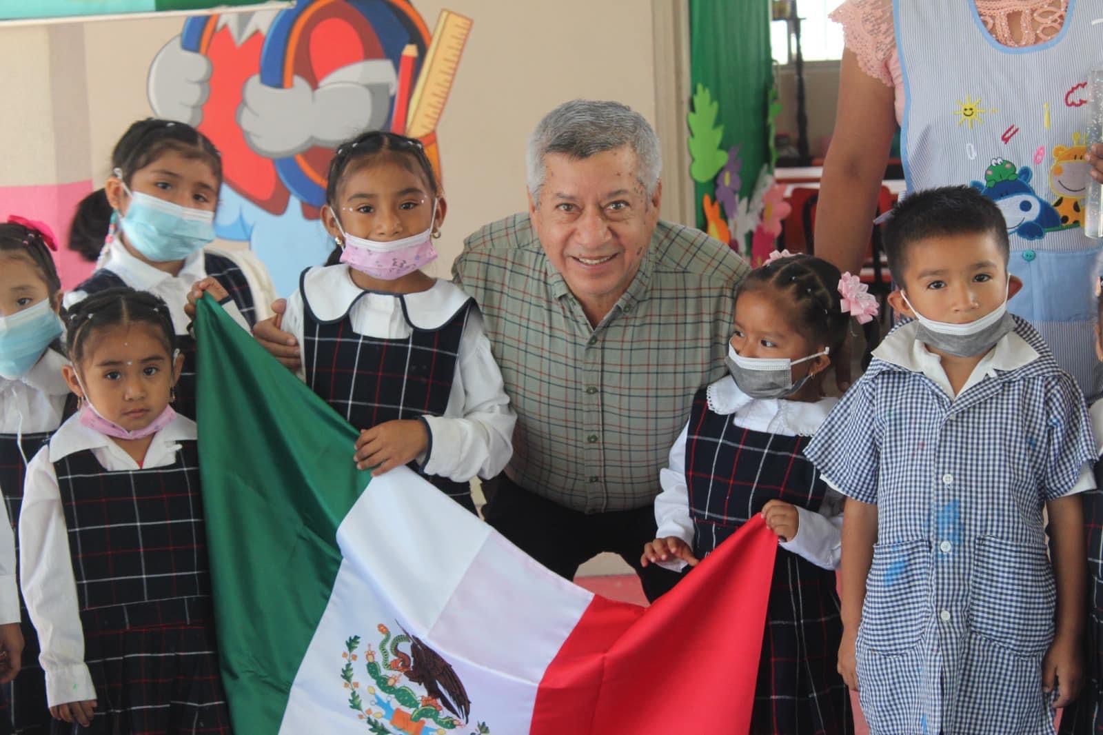 Listos para regresar a clases, más de un millón de niños y jóvenes en Guerrero: Marcial Rodríguez