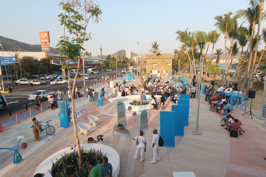 Inaugura Abelina López parque incluyente El Golfito