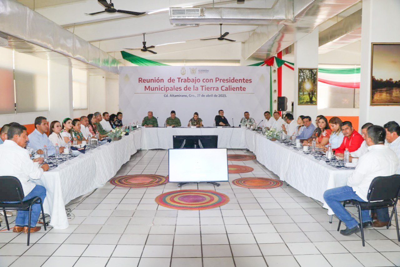 La seguridad, desarrollo y bienestar de Tierra Caliente es prioridad: Evelyn Salgado