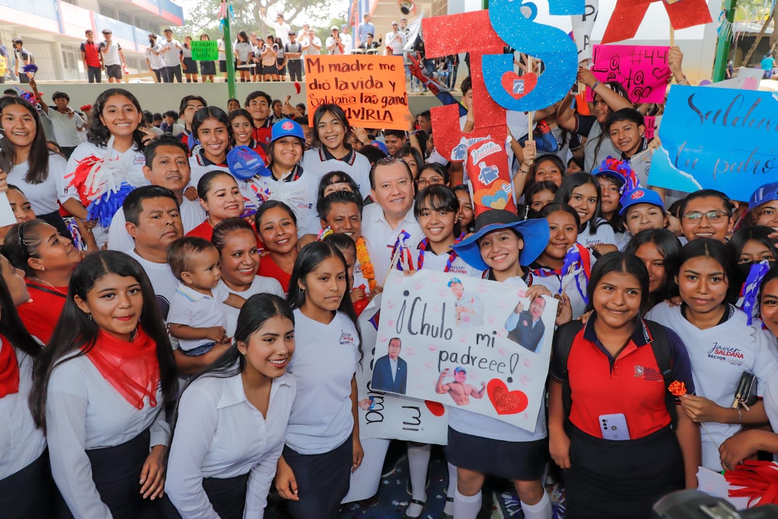 Reconocen universitarios de Costa Chica avances gracias a Javier Saldaña