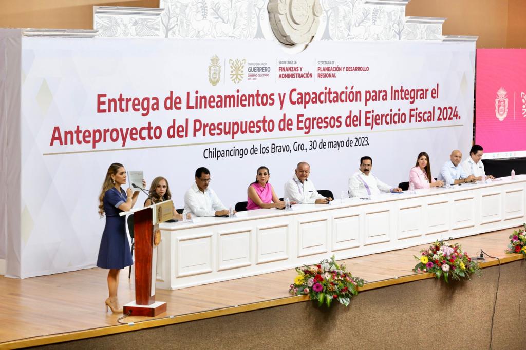 Ahorro, disciplina fiscal y distribución equitativa de recursos, proyecta Guerrero para 2024