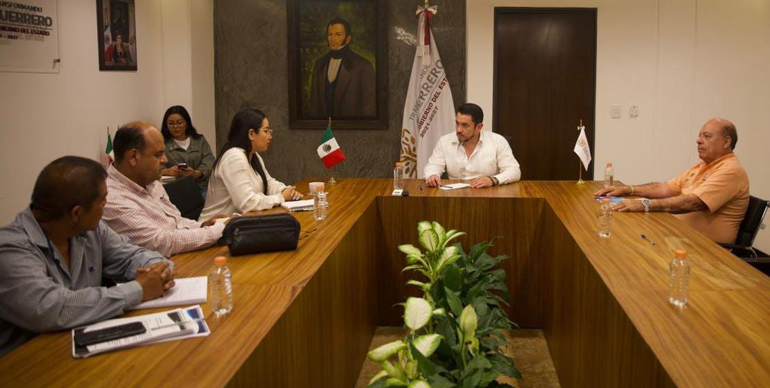 Transportistas de Juan R. Escudero reanudan actividades este viernes