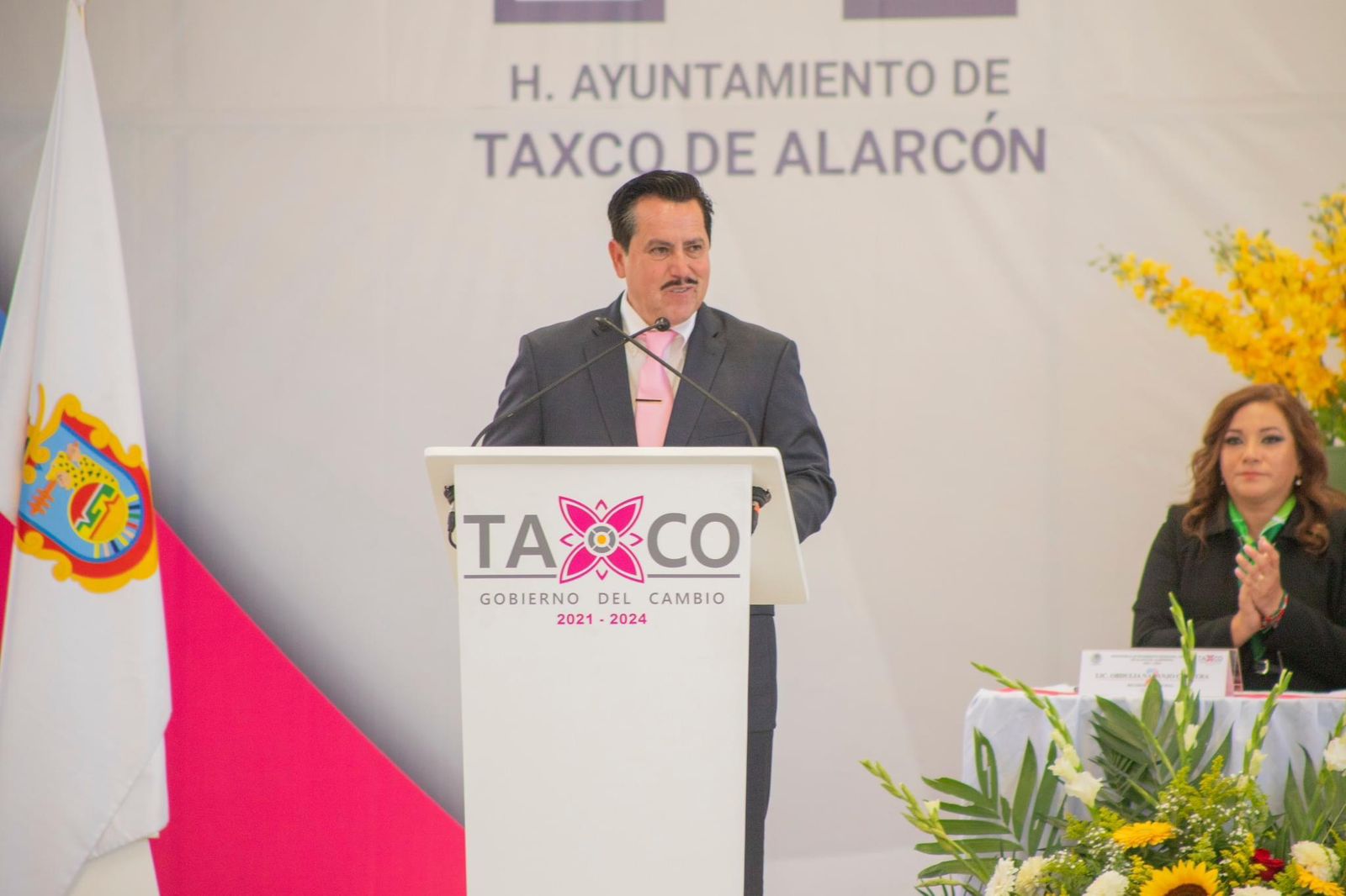 Pese a problemas y deudas heredadas, «Taxco avanza de frente y con fuerza»: Mario Figueroa