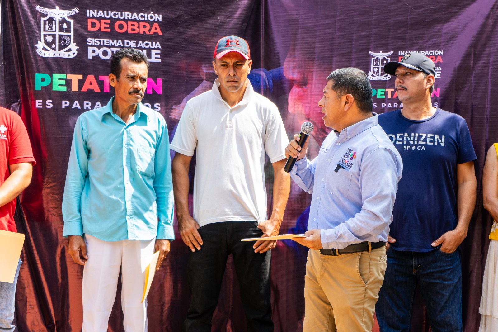 Inaugura Javier Aguilar “El Tocumbo” nuevo sistema de agua potable en Petatlán
