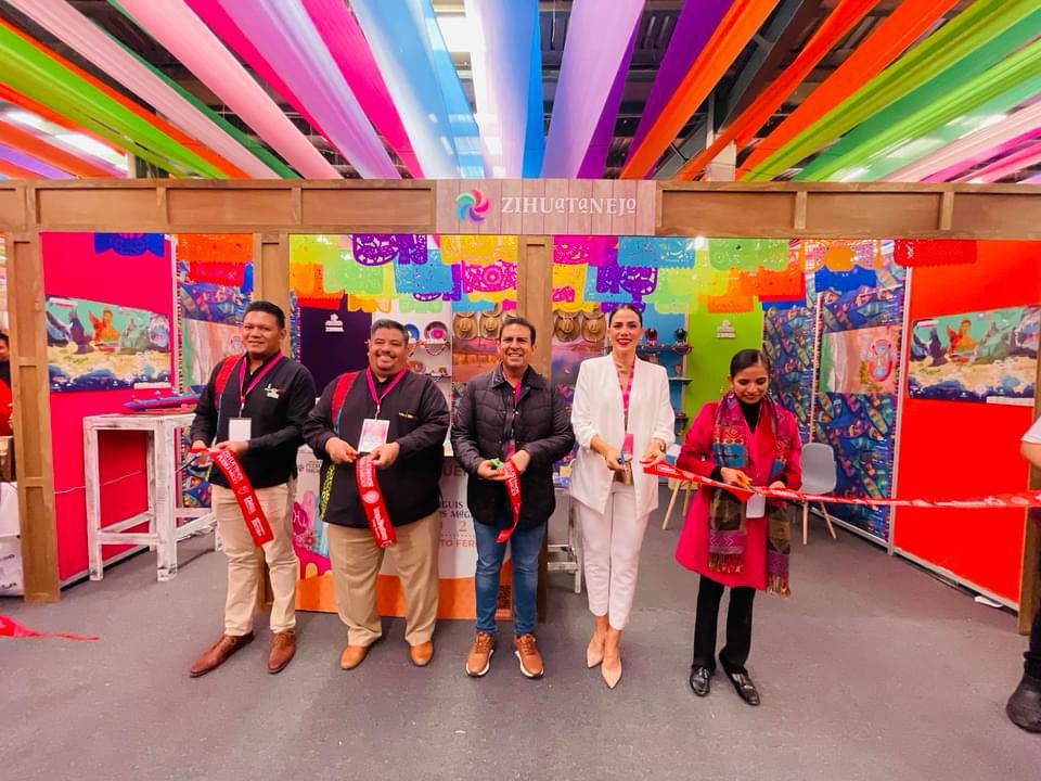 Brilla Zihuatanejo en Tianguis de Pueblos Mágicos en Pachuca, Hidalgo