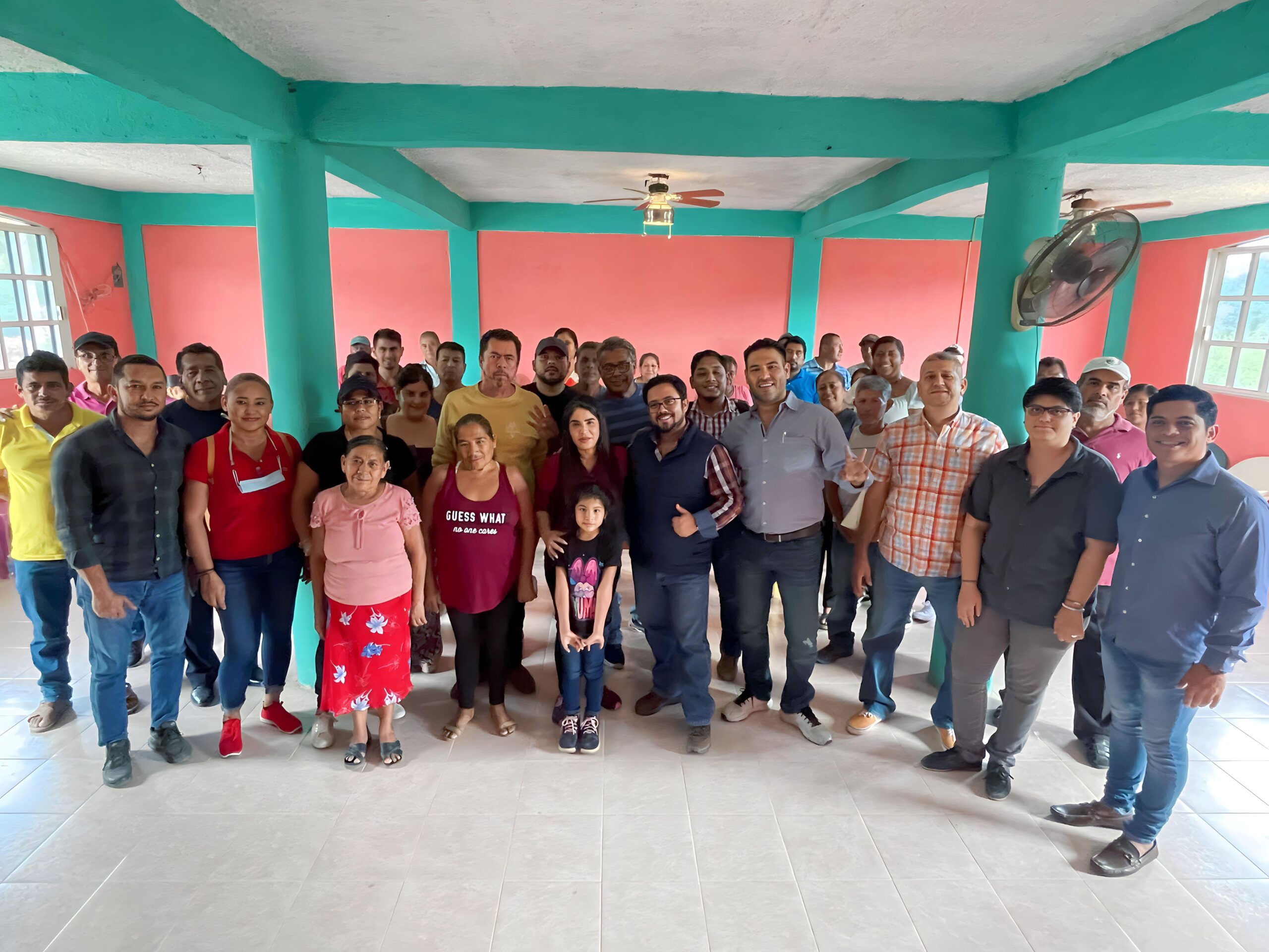 Escucha Yoloczin Domínguez a autoridades de comunidades de la zona norte de Acapulco