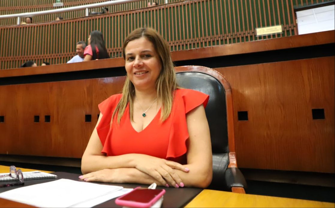 Celebra Julieta Fernández aprobación de iniciativa para protección de niñez