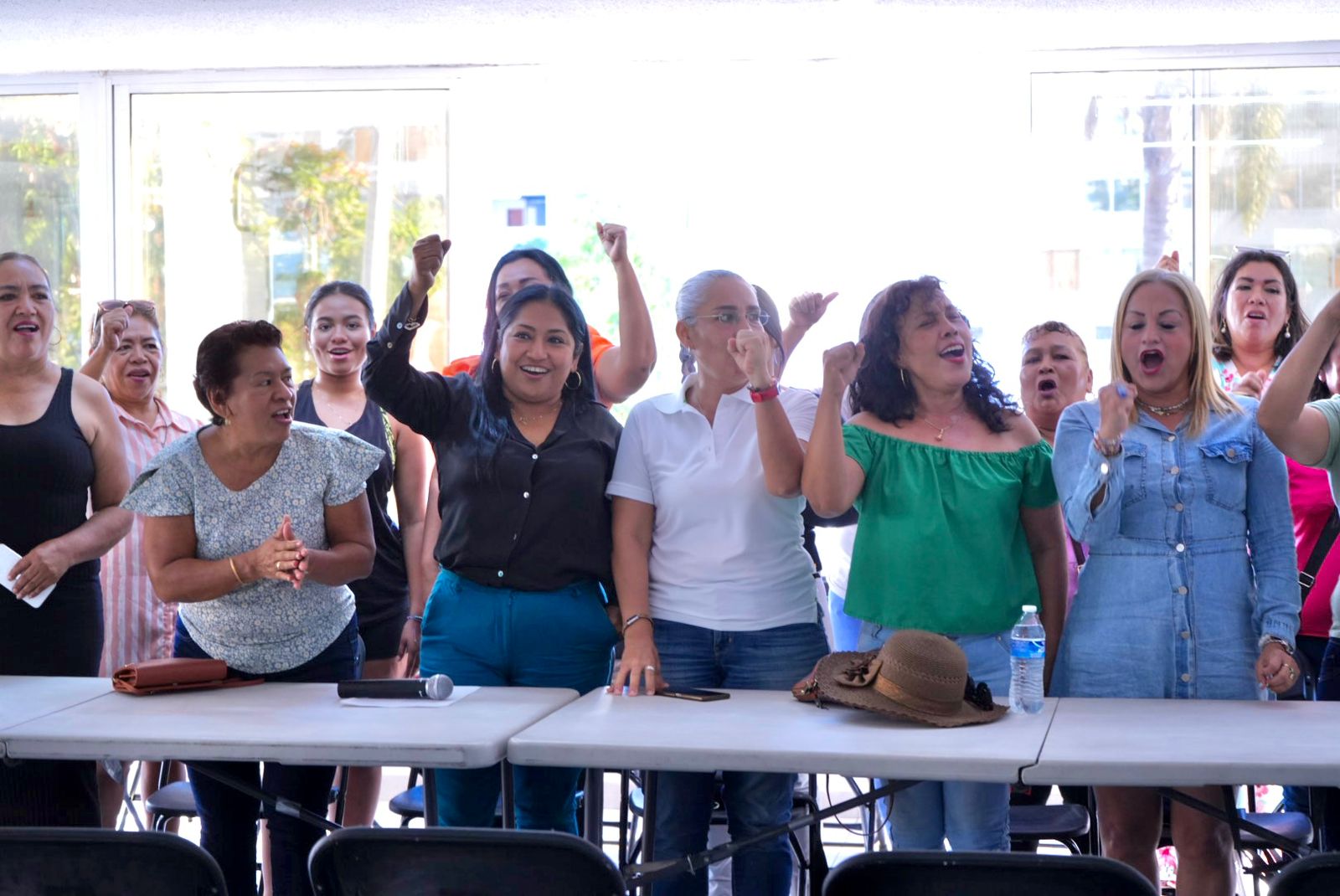 Piden mujeres de Acapulco que Yoloczin Domínguez sea la candidata de Morena a la presidencia municipal