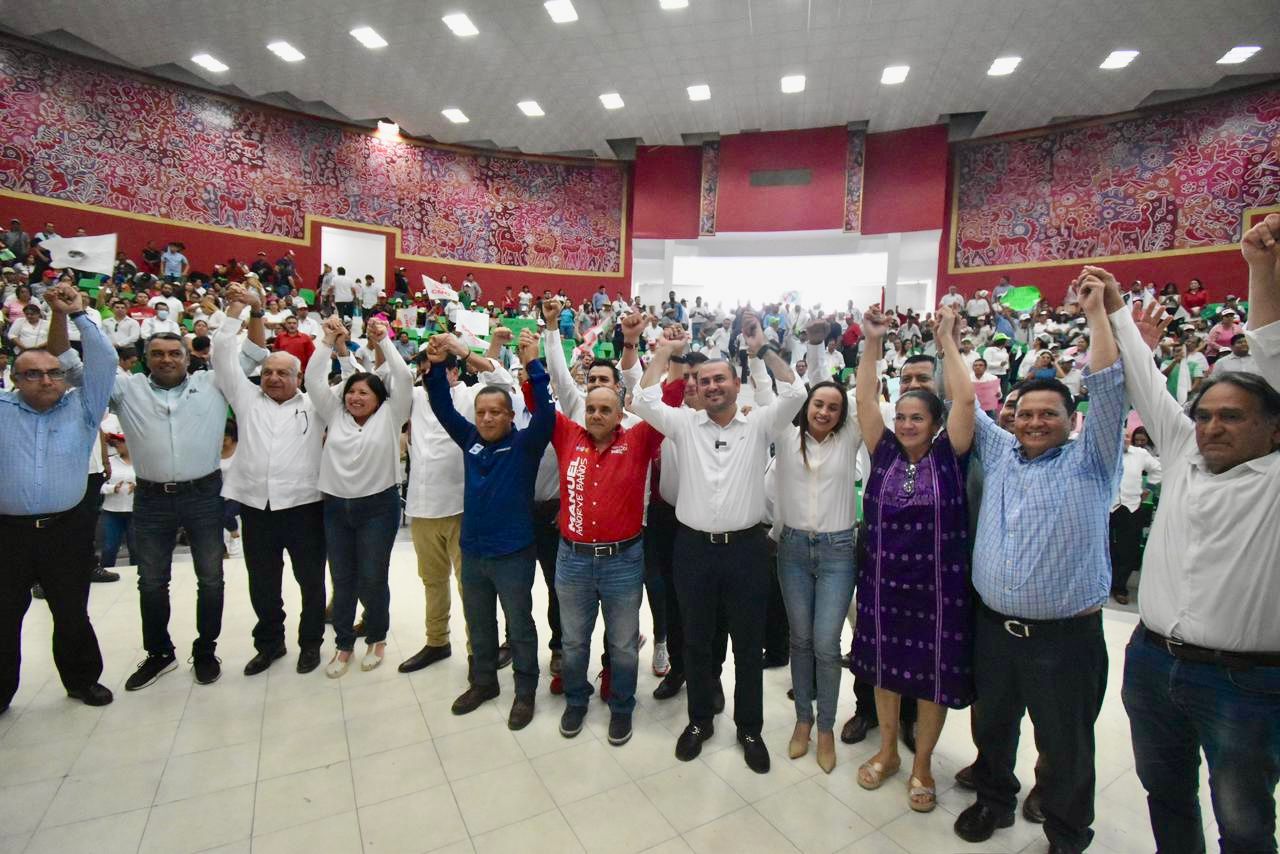 Más de 2 mil priistas y dirigencia del PAN respaldan a Boni Montufar en su registro como aspirante a Chilpancingo