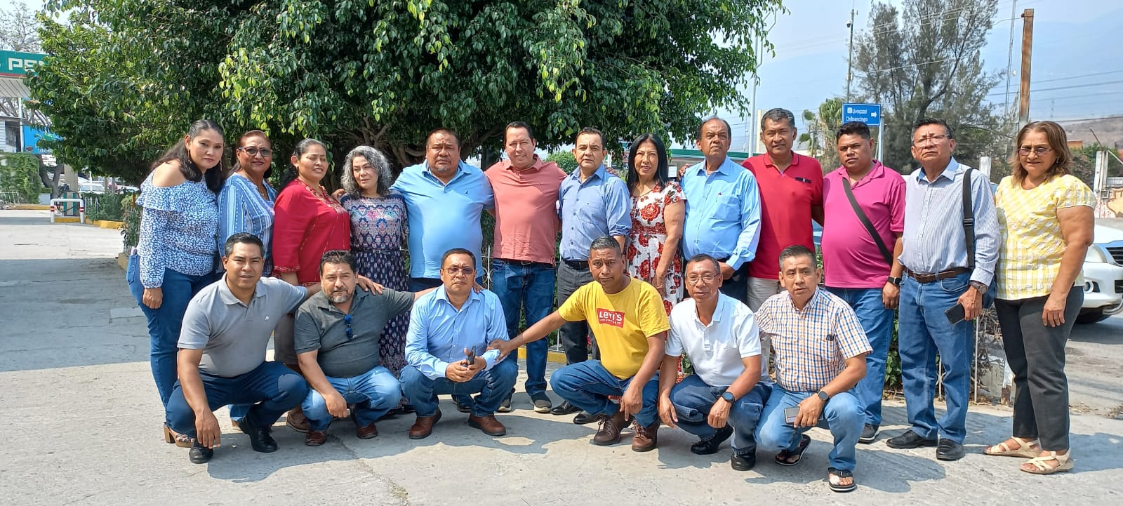 Trabajadores de Bachilleres van con Jorge Salgado