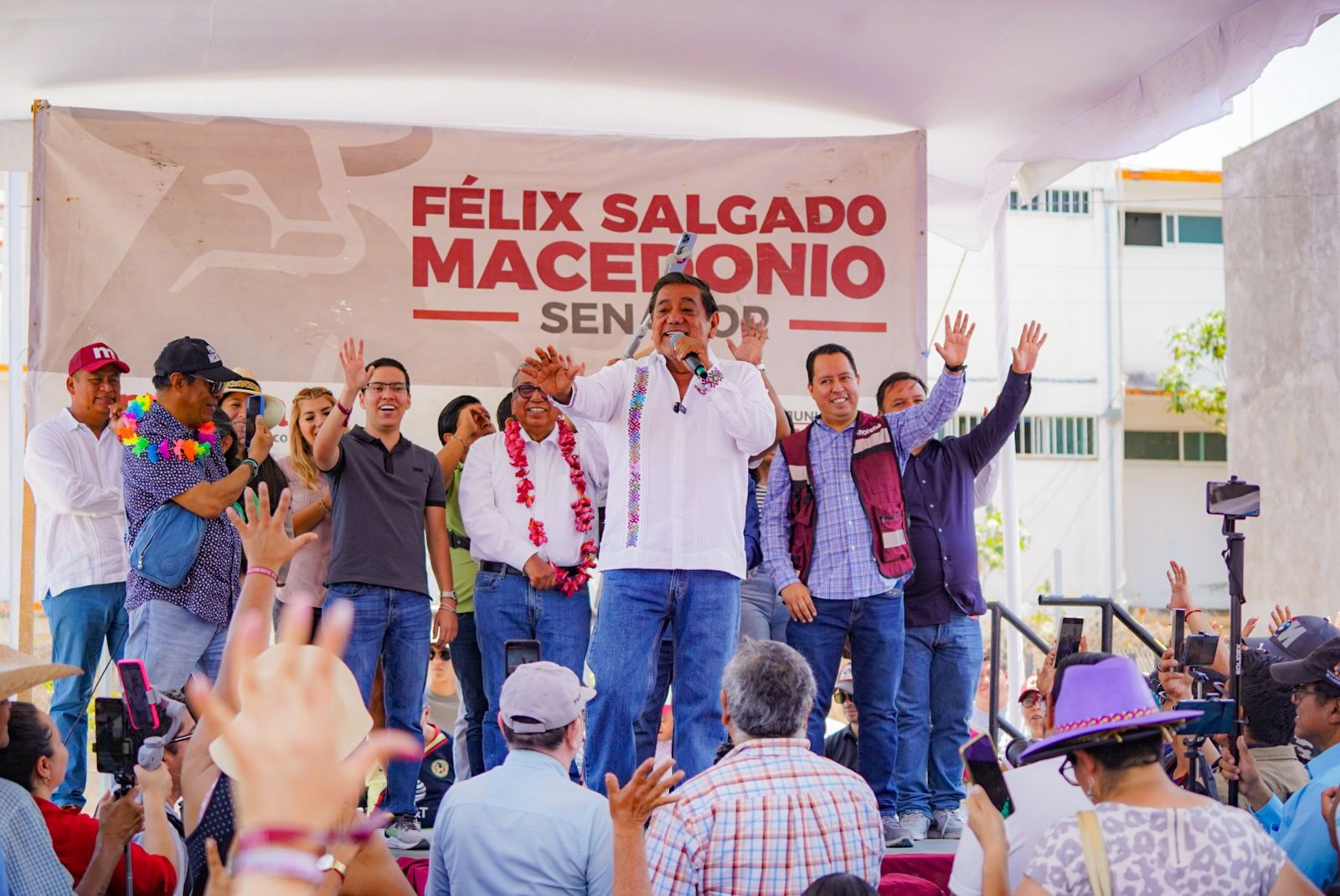 No mentirle al pueblo, indica Félix Salgado en la capital de Guerrero