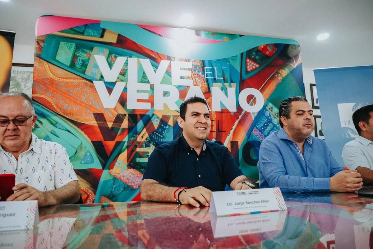Gana Zihuatanejo otro premio internacional: El World Travel Awards