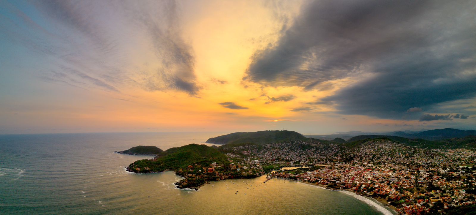 Ixtapa-Zihuatanejo, líder nacional en ocupación hotelera en el Verano