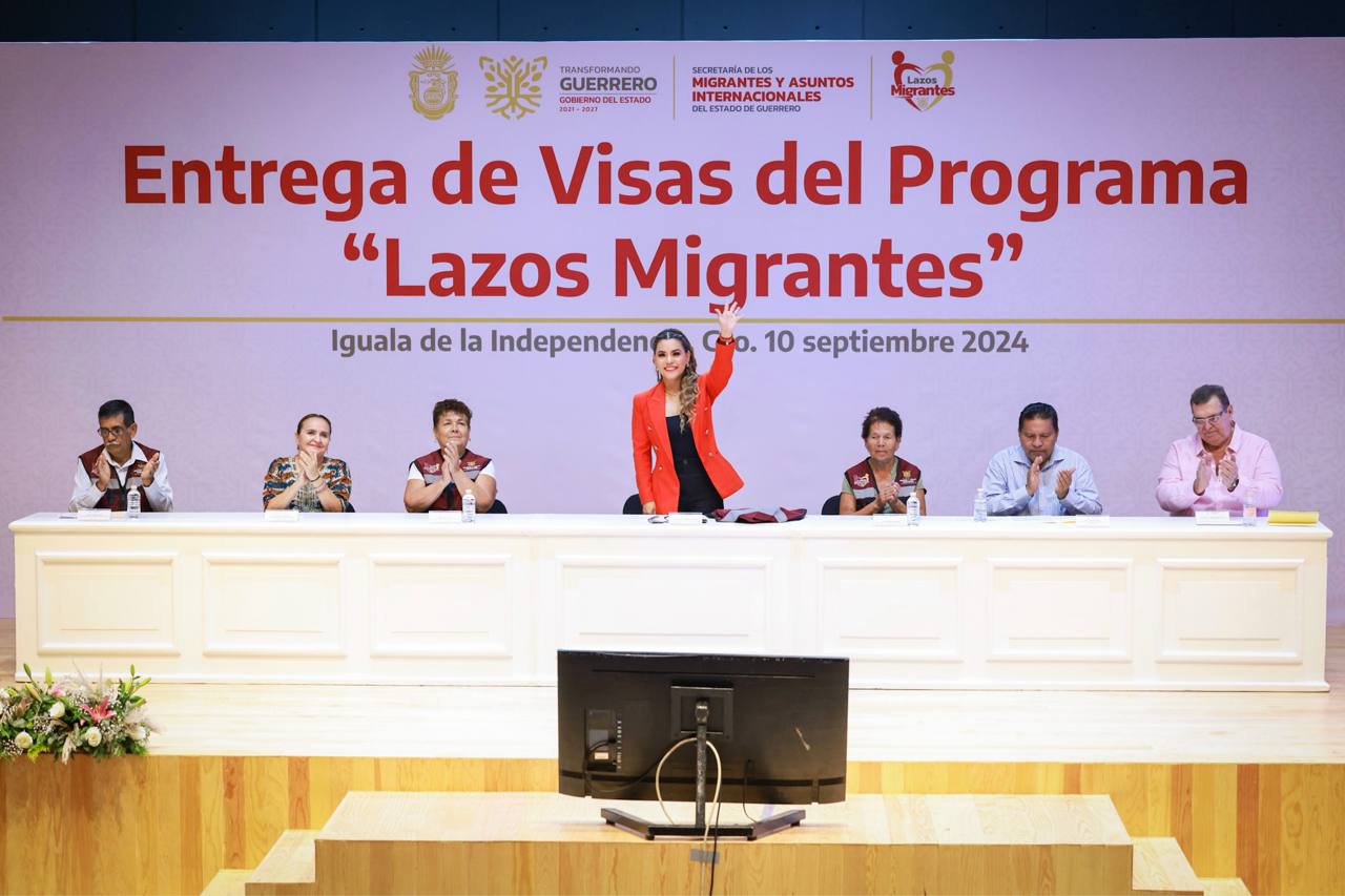 Entrega Evelyn Salgado 189 visas del programa «Lazos Migrantes» en la región Norte