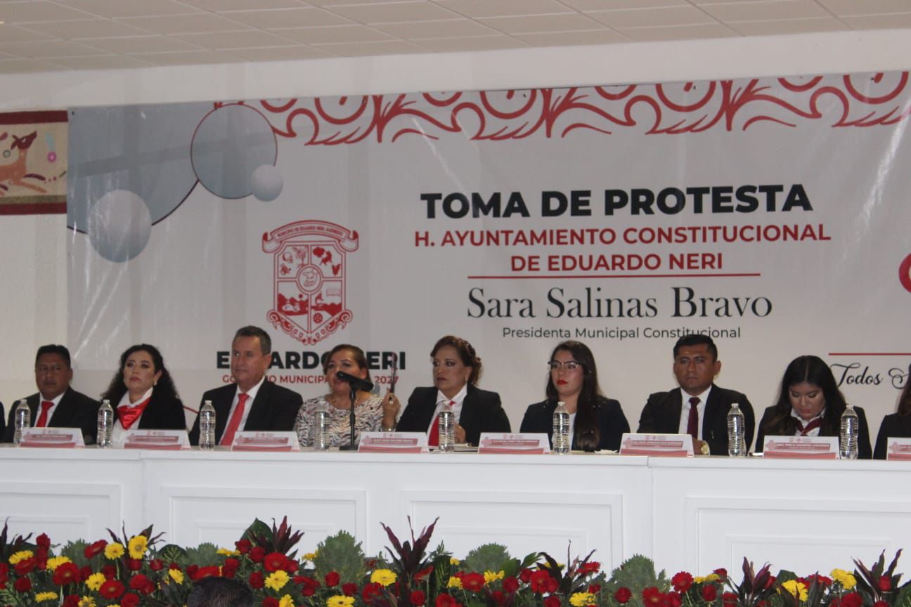 Sara Salinas Bravo toma protesta como Presidenta Municipal de Eduardo Neri para el periodo 2024-2027