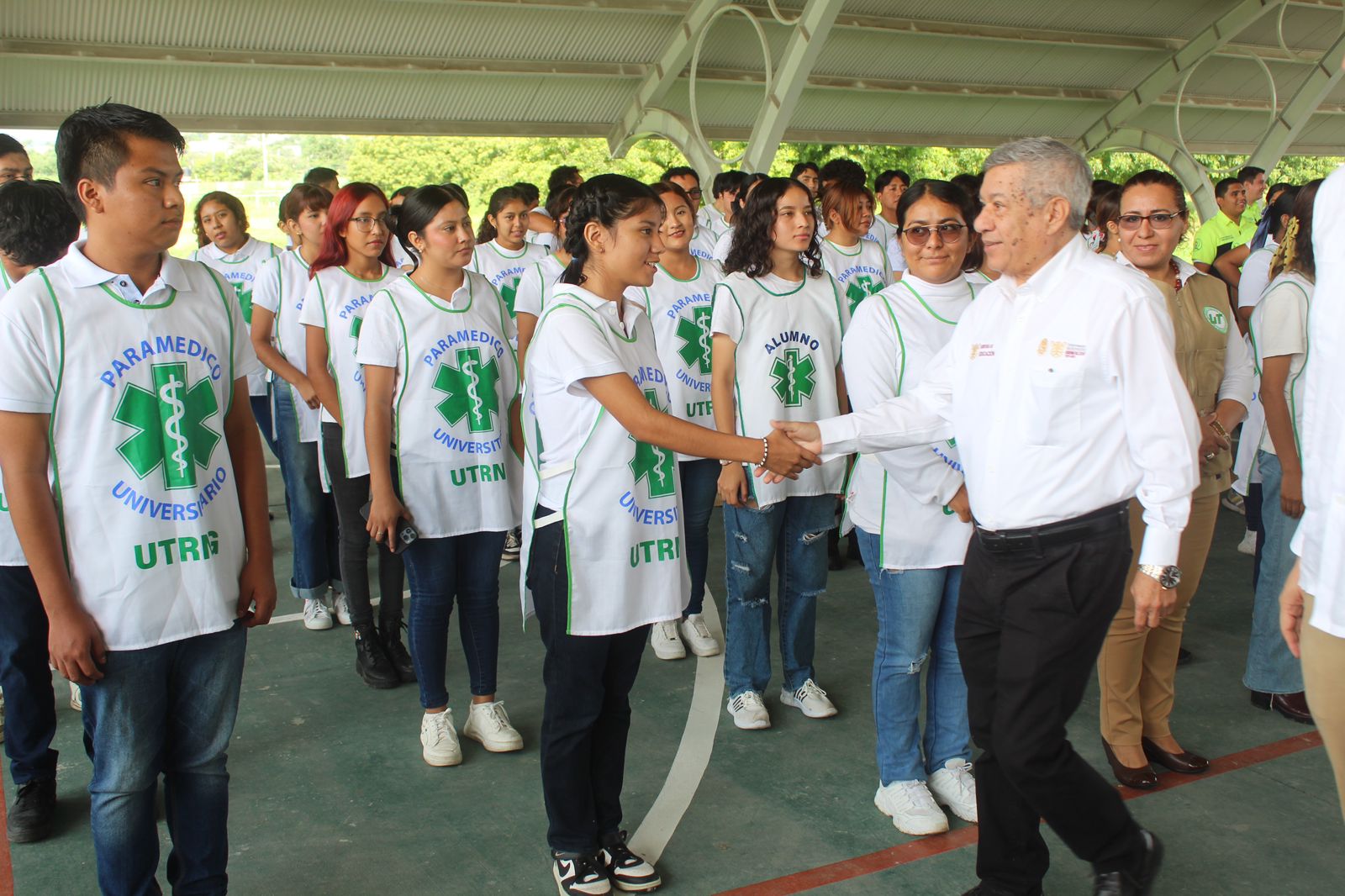 Reanudan clases presenciales en diversas regiones que no fueron afectadas por John