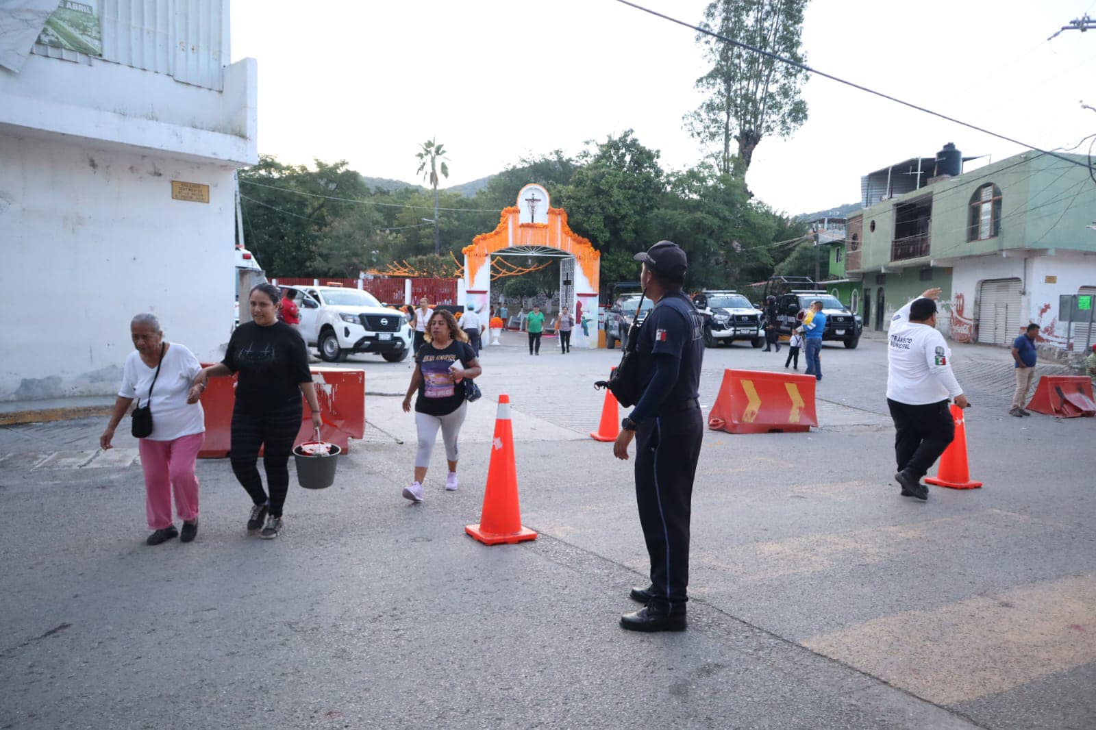 Reportan en Eduardo Neri saldo blanco por puente vacacional