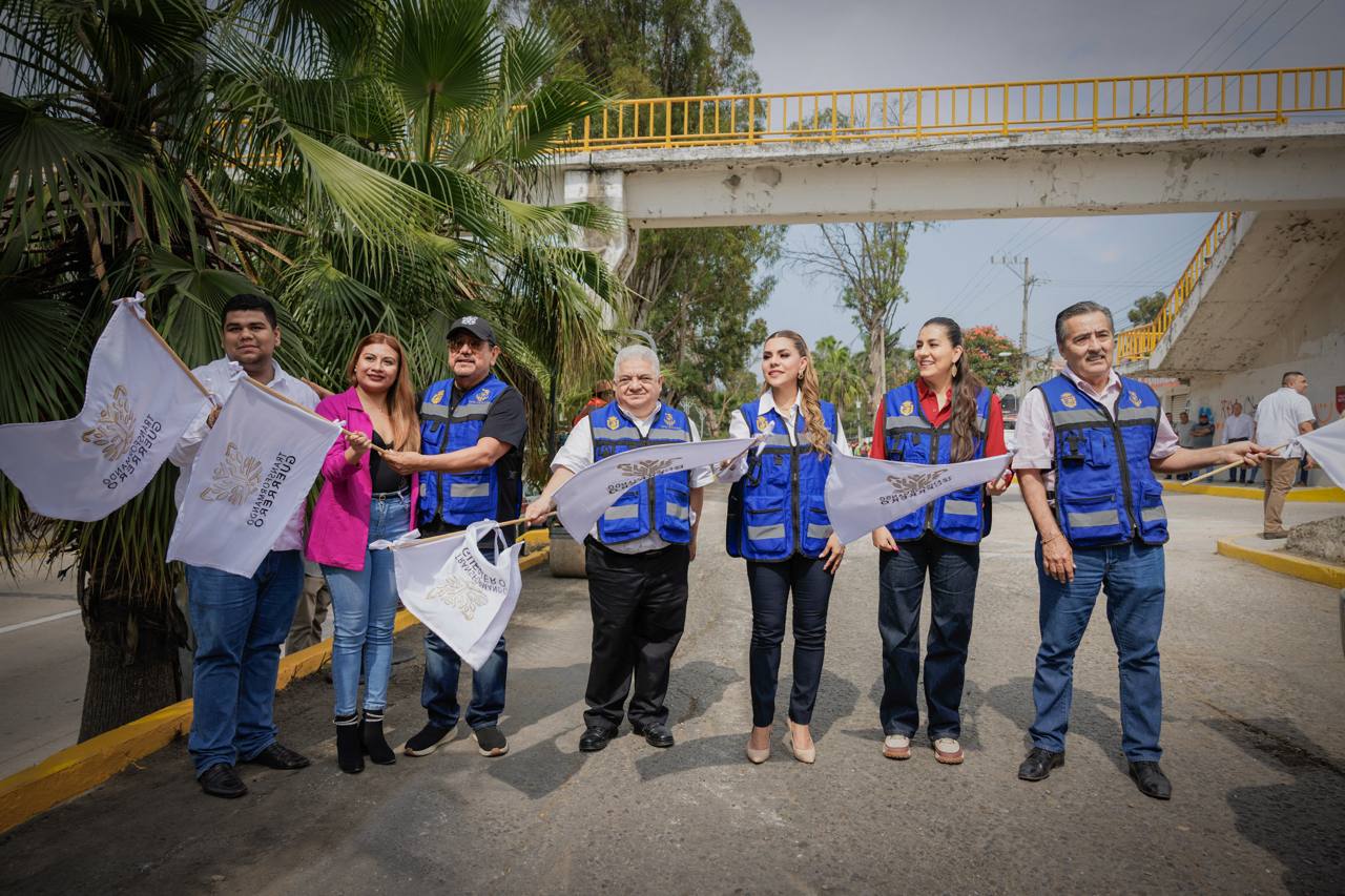 Da Evelyn Salgado arranque al programa de bacheo de calles y avenidas en Chilpancingo