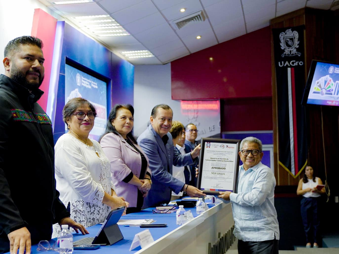 Inaugura Javier Saldaña Feria del Postgrado en rectoría de la UAGro