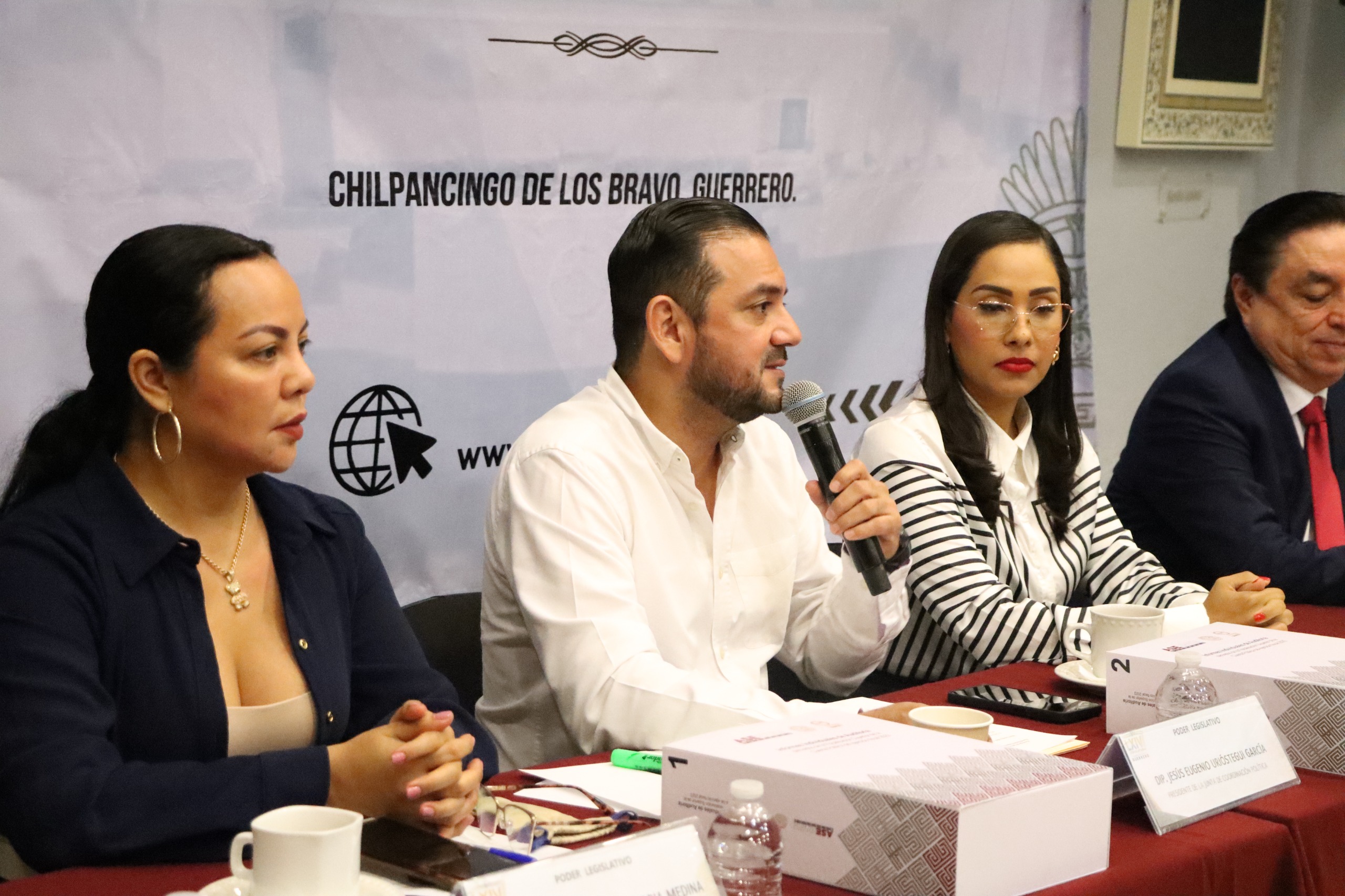 Una nueva era de gobernanza con mayor transparencia, compromiso del Congreso: Urióstegui