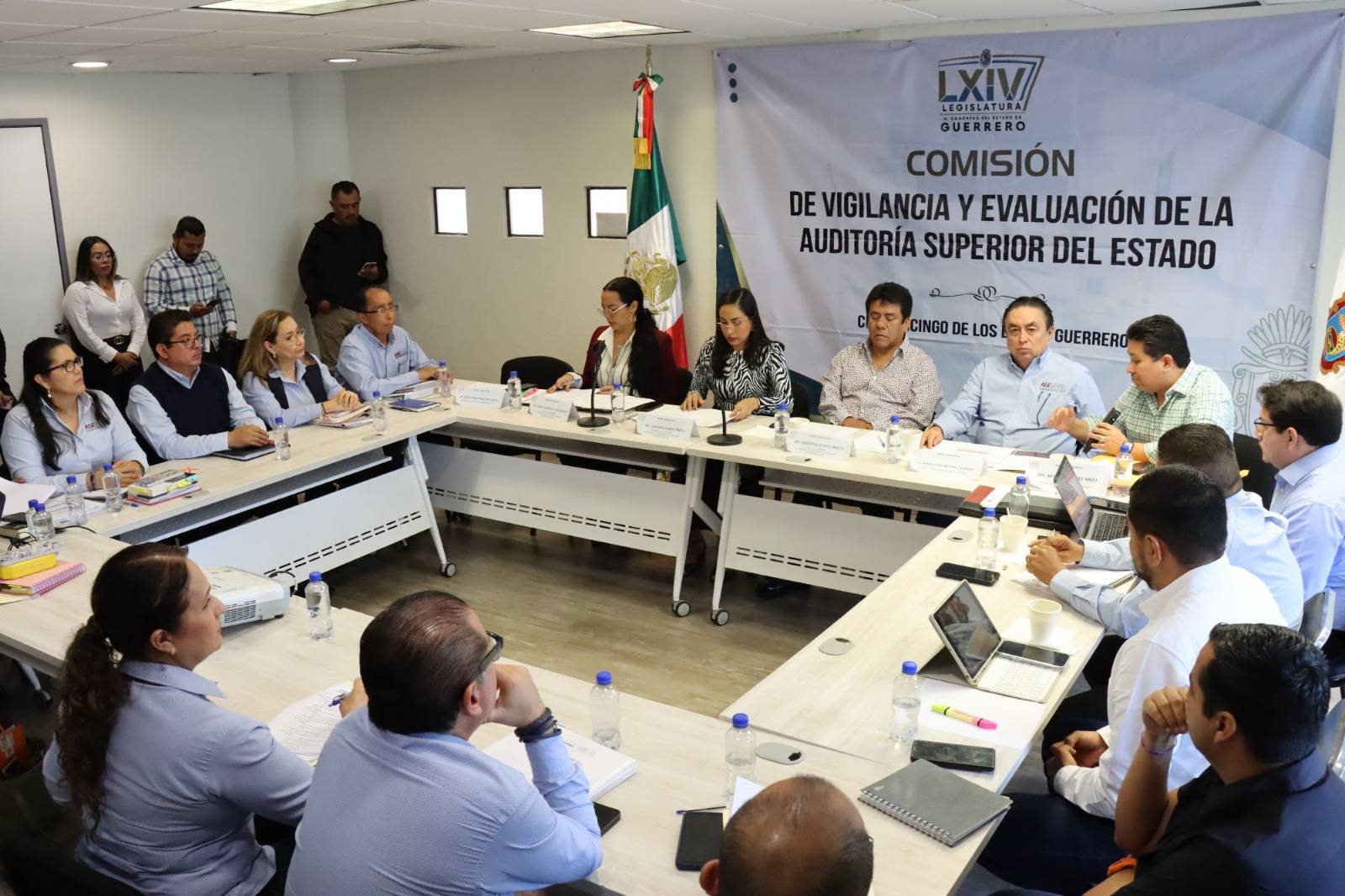 Expone Marcos César Peralta ante diputados avances en la Auditoria Superior del Estado