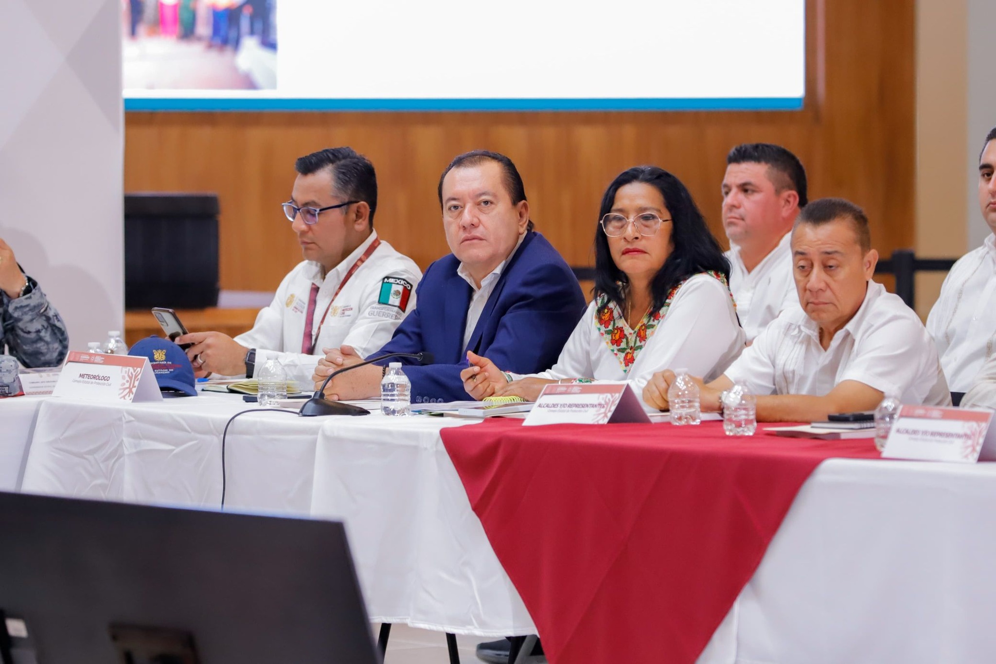 Celebra Javier Saldaña la participación de la UAGro en el Consejo Estatal de Protección Civil