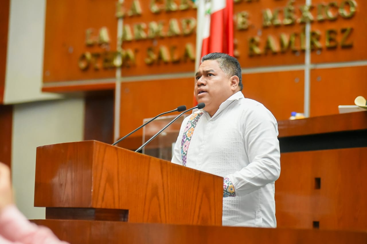Proponen reforma para dar a municipios indígenas autodeterminación al sustituir a ediles