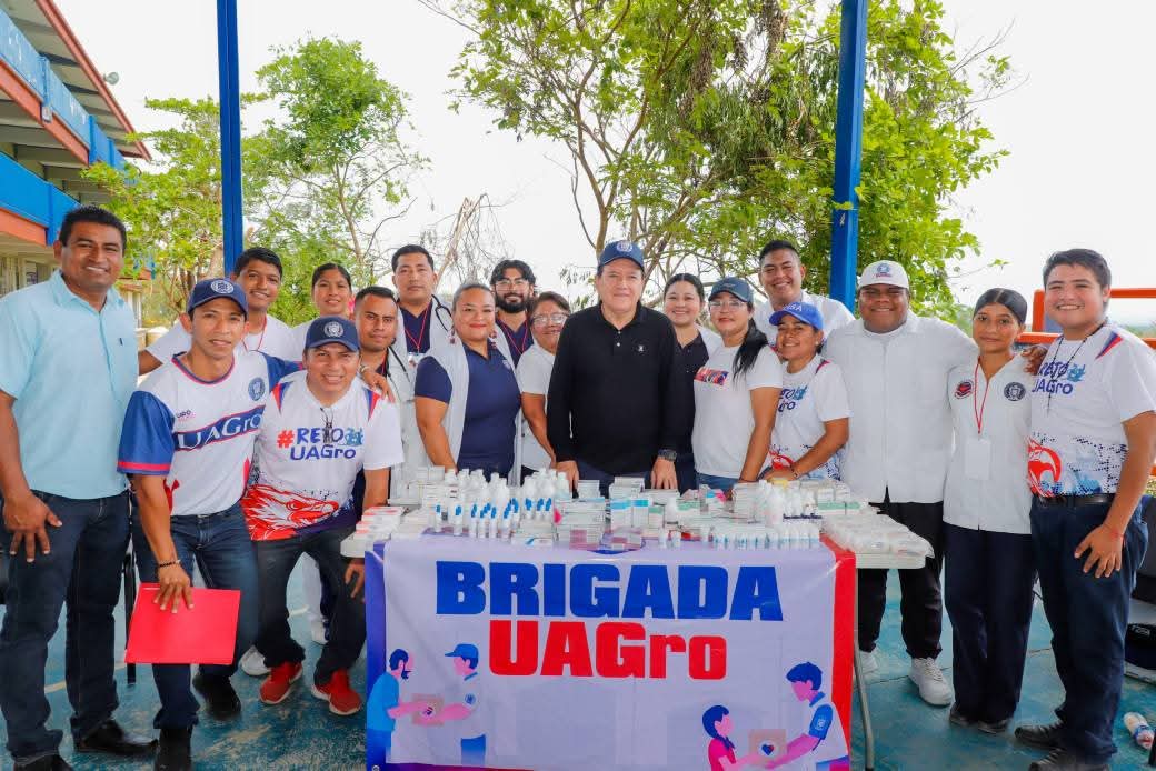 Supervisa Javier Saldaña unidades de la UAGro en Costa Chica afectadas por «Erick»