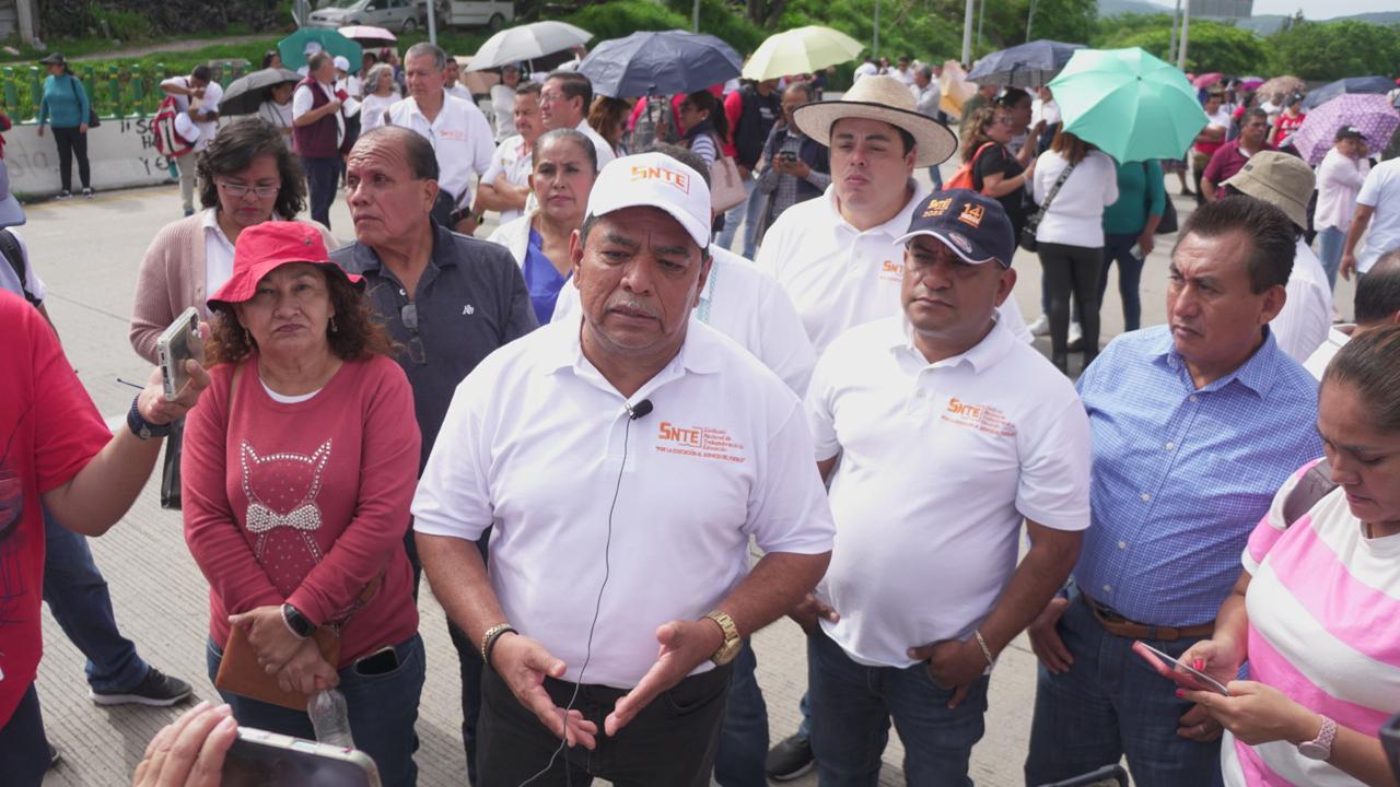 Tras bloqueo, logra SNTE que SEP y SEG atiendan sus demandas