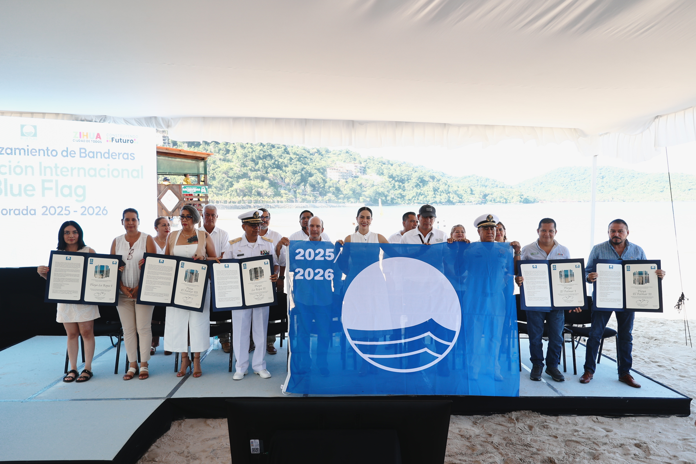 Reciben 6 playas de Zihuatanejo certificación Blue Flag