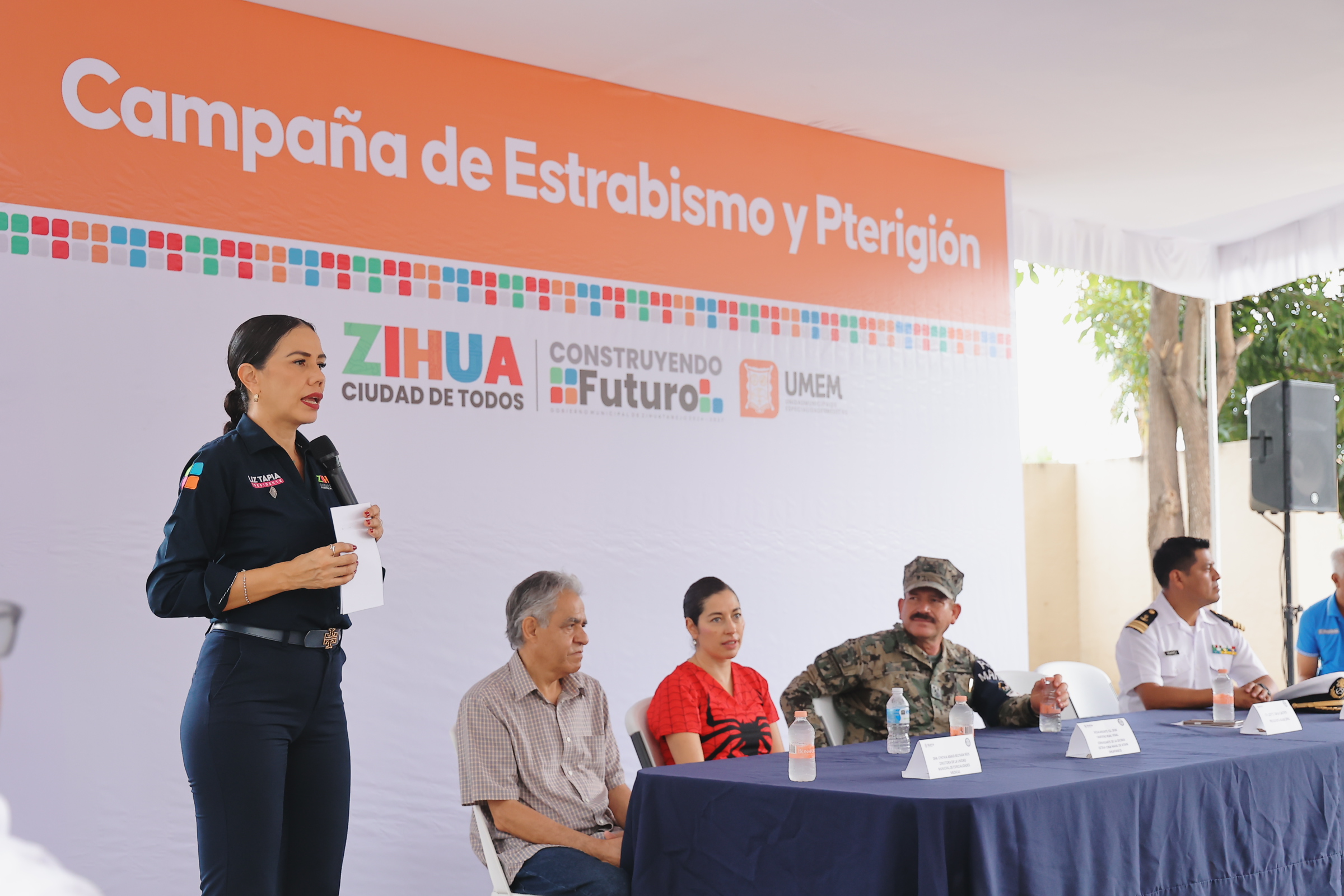 Encabeza Liz Tapia campaña gratuita de salud visual en el Hospital Naval de Ixtapa