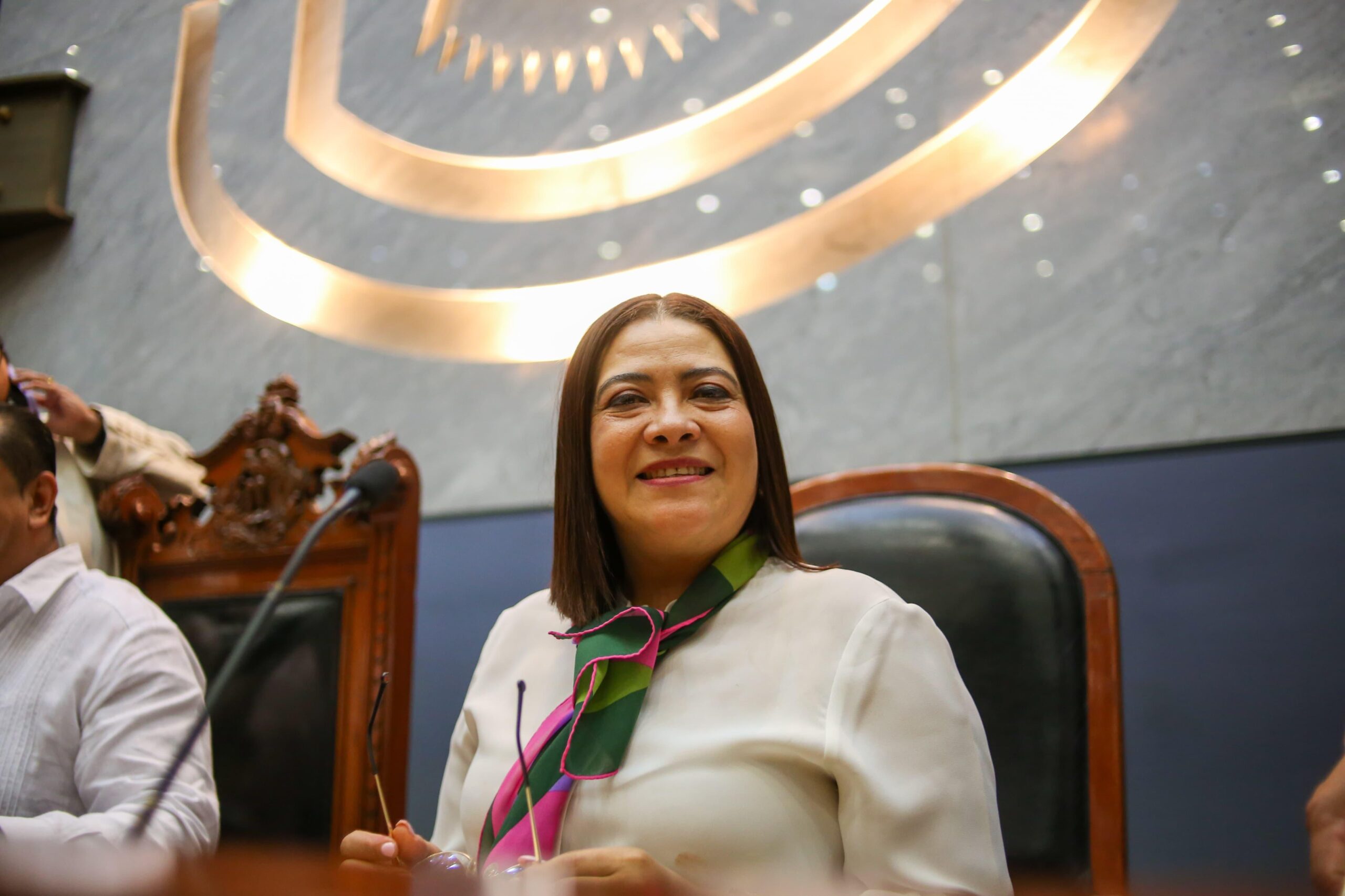 Proponen iniciativa para ampliar reconocimiento a autoridades por usos y costumbres.