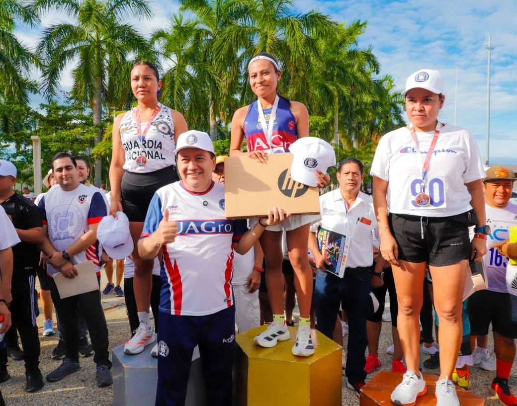 Encabeza Saldaña Carrera Atlética UAGro 2025 “Por la Paz y Contra las Adicciones”