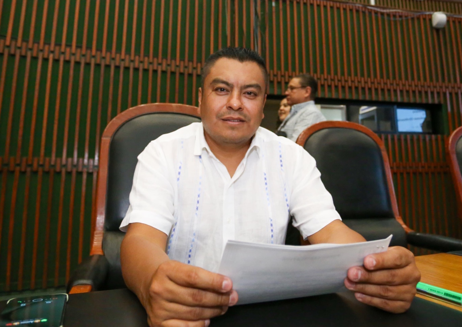 Piden desde el Congreso a municipios que retiren vehículos abandonados en vía pública