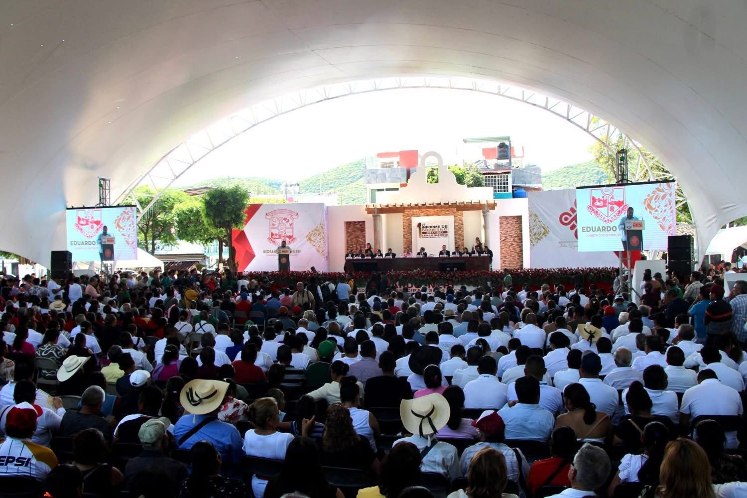 Rinde Sara Salinas su primer informe de gobierno en Eduardo Neri 2024-2027