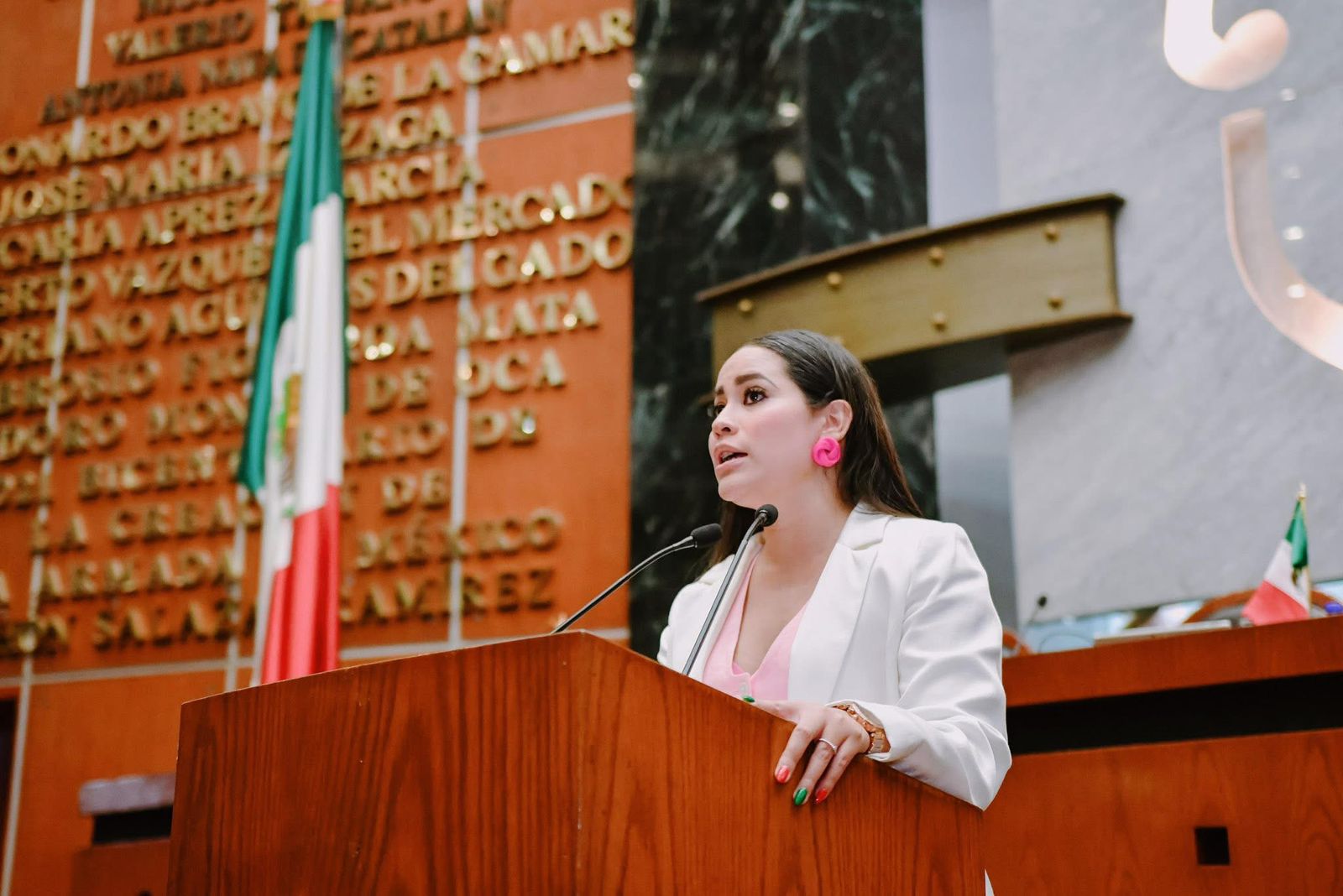 Proponen en el Congreso de Guerrero endurecer sanciones por alterar documentos con IA
