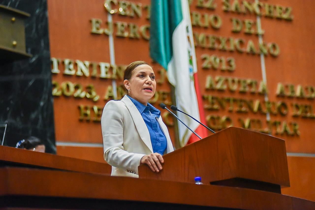 Analizan inscribir el nombre de “Manuela Medina. La Capitana” en el Muro Honor del Congreso