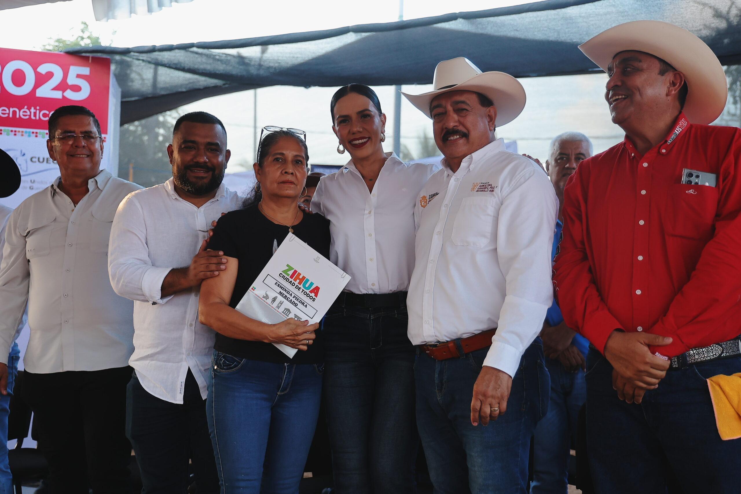 Inaugura Liz Tapia la Primera Expo Ganadera Zihuatanejo 2025