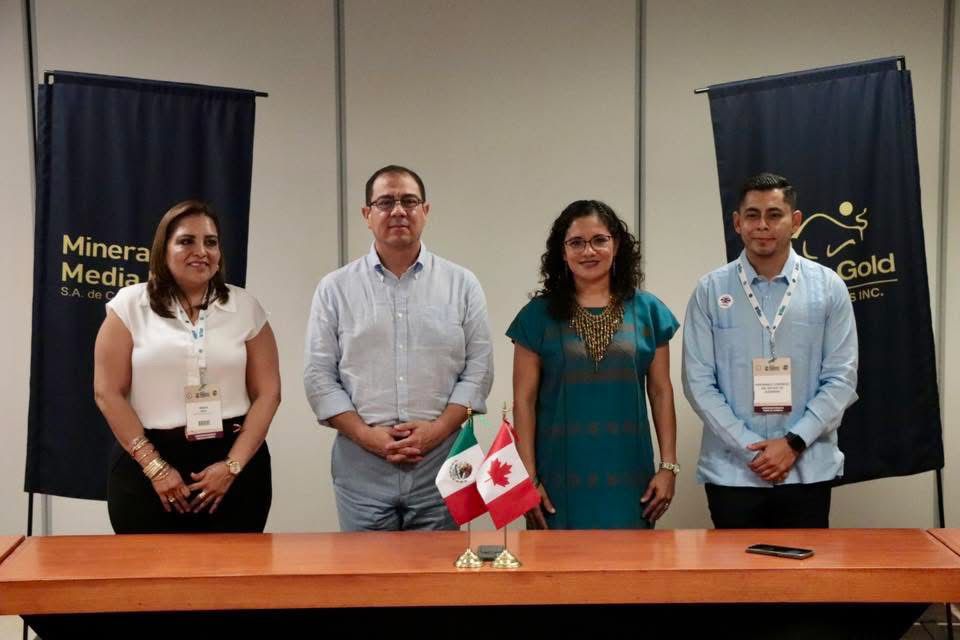 Asiste Sara Salinas a la XXXVI Convención Internacional de Minería Acapulco 2025